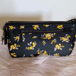 Coach Nolita Wristlet 19